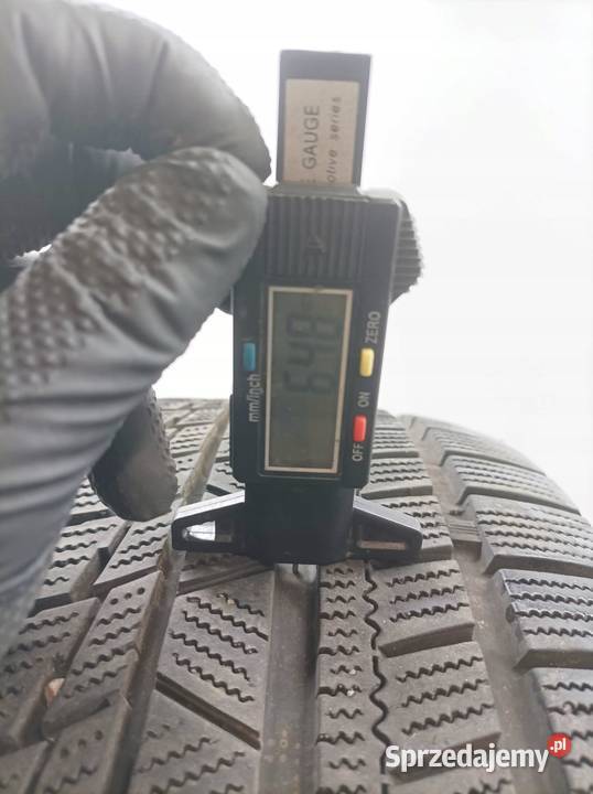 2x OPONA ZIMOWA FIREMAX FM805 23545R17 2024 sprzedam