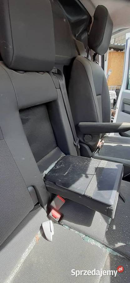 Schowek Opel Vivaro C nadkola prawe lewe tyl Nisko