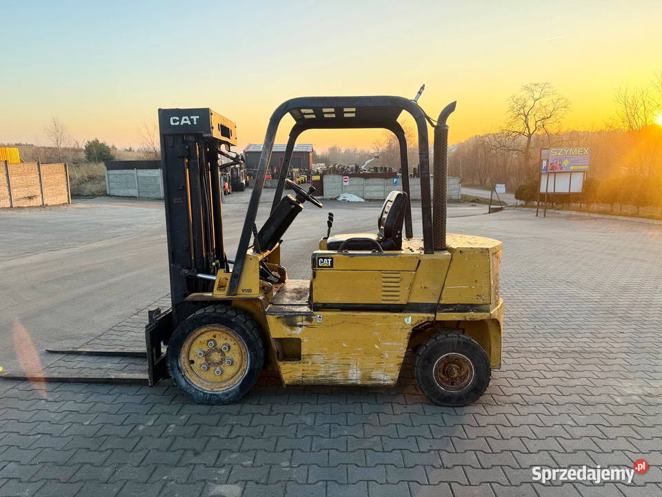 wózek widłowy CATERPILLAR V50D diesel Triplex sprzedam