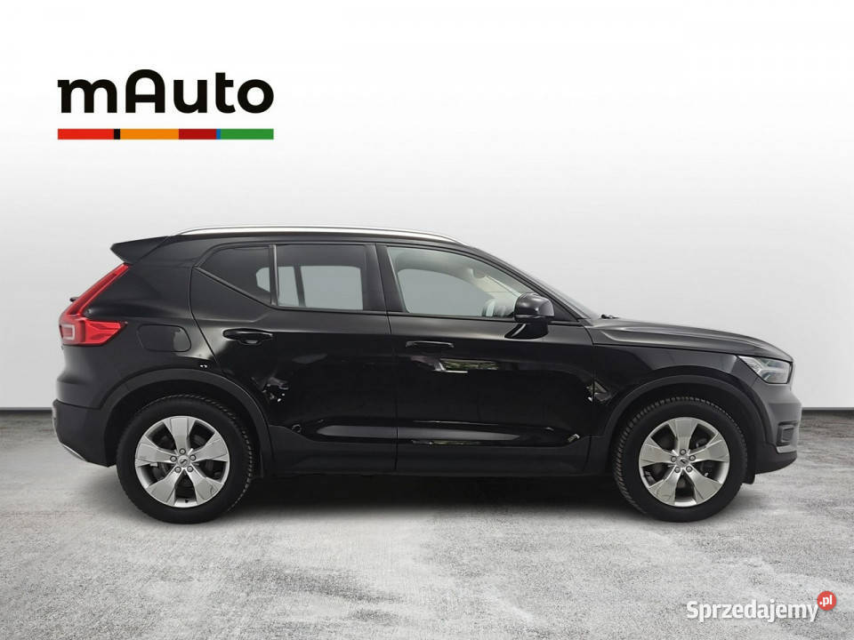 Volvo XC 40 B4 B Momentum Pro Z Polskiego Salonu Warszawa