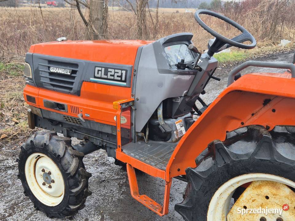 Traktorek traktor KUBOTA GL221D 21 44 dolnośląskie Małuszyn