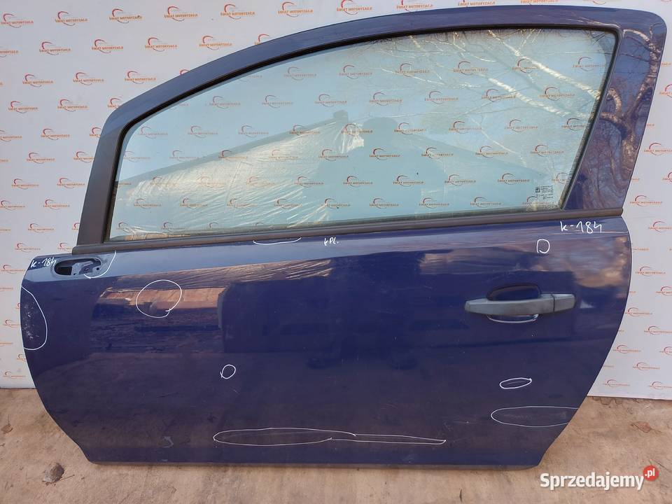 OPEL CORSA D LIFT 13r drzwi lewe przód 80 osobowe sprzedam