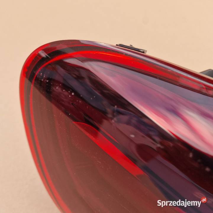 CITROEN C5 AIRCROSS LIFT LAMPA TYŁ LEWA 82330101