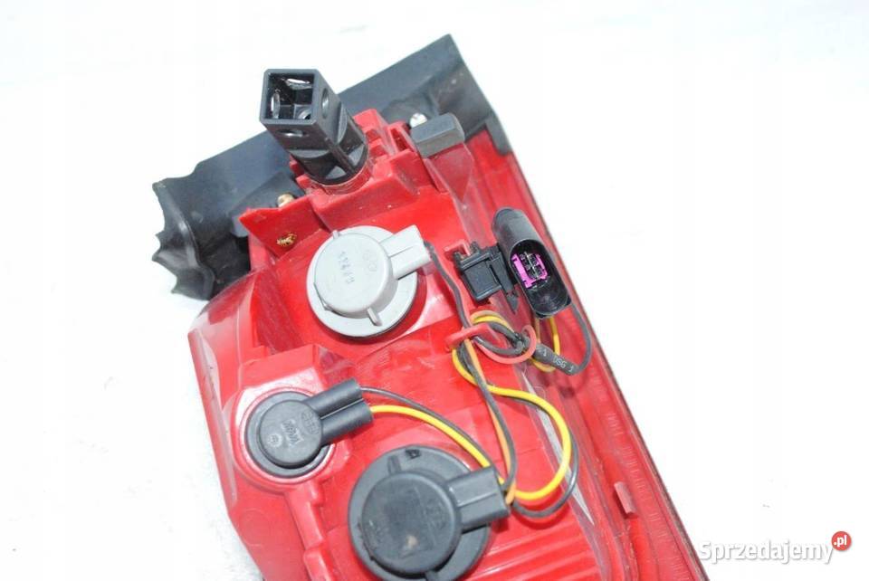 LAMPA PRAWY TYŁ AUDI A5 8T 30TDI COUPE