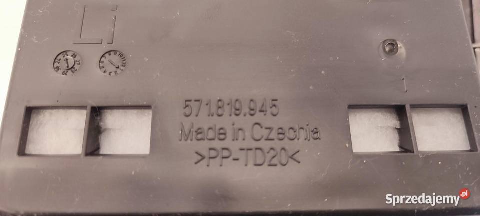 VW TAYRON KRATKA BAGAŻNIKA LEWY TYŁ 7N0819465F sprzedam