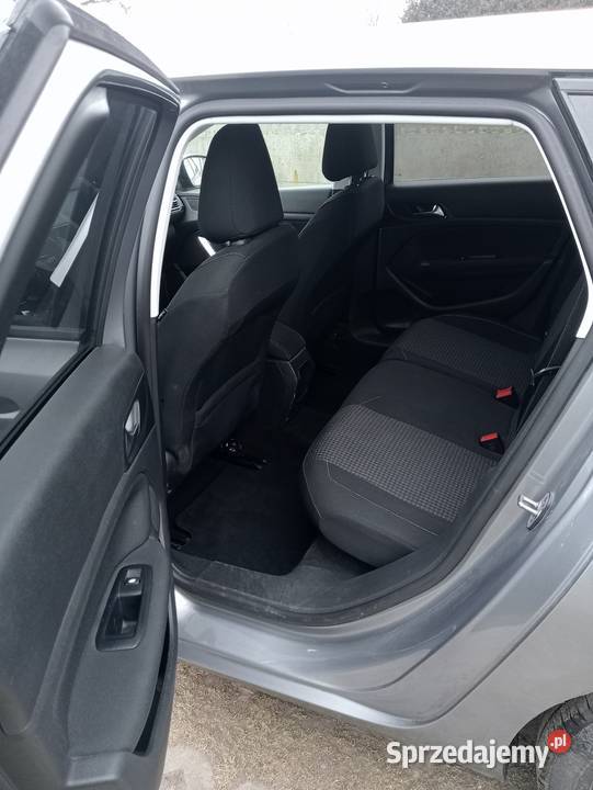 Peugeot 308 201819 15 HDi 130 125000 Odolanów