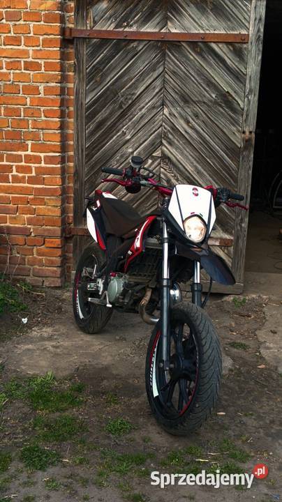 Gilera smt 50 2014 benzyna sprzedam