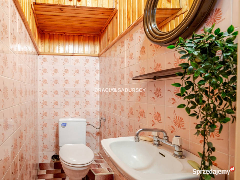 Mieszkanie 633m2 3 pokoje Kraków Rok budowy 1985