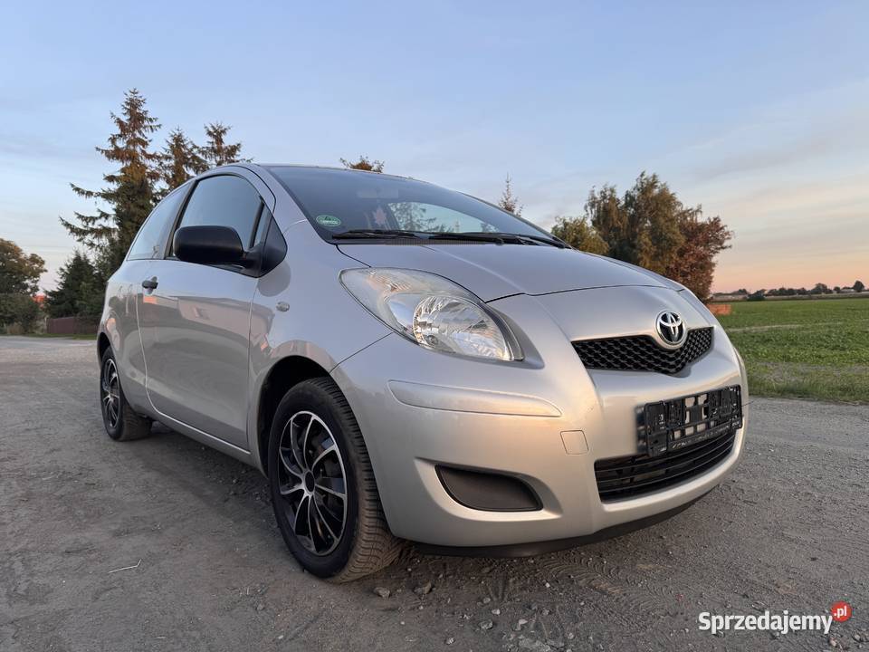Toyota 13 benzyna super stan nieuszkodzony Żnin