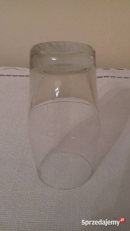 Szklaneczki literatki w oryginalnym kształcie Porcelana i szkło Kraków