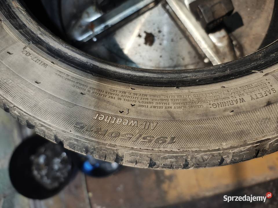 Opony nexen 19550r15 wielosezonowe Zbytowa sprzedam
