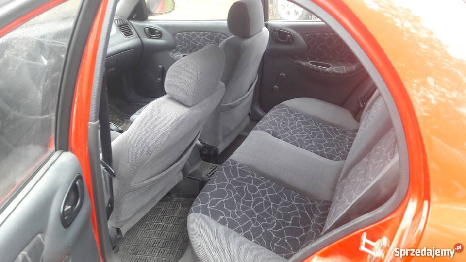 Daewoo Lanos 15 16v GAZ 2002r czerwony Kielno