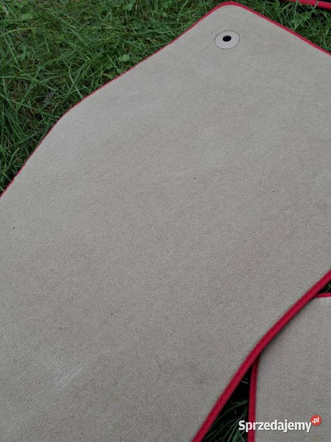 Beżowe dywaniki samochodowe welurowe z czerwoną Motoryzacja mazowieckie Otwock