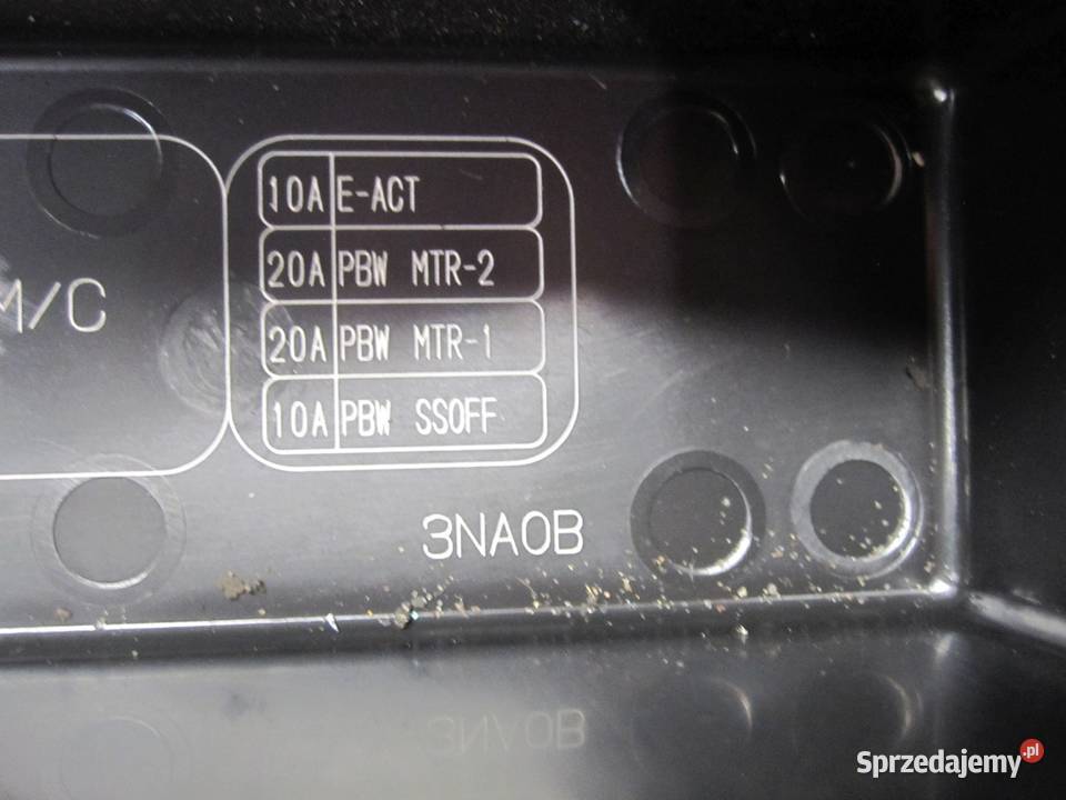 NISSAN LEAF I 11r skrzynka bezpieczników MIV9154 świętokrzyskie Kielce