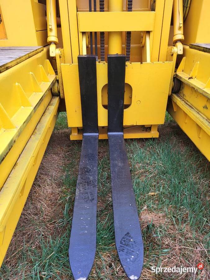Duży maszt do ładowarki wózka widłowego nieuszkodzony Staszów