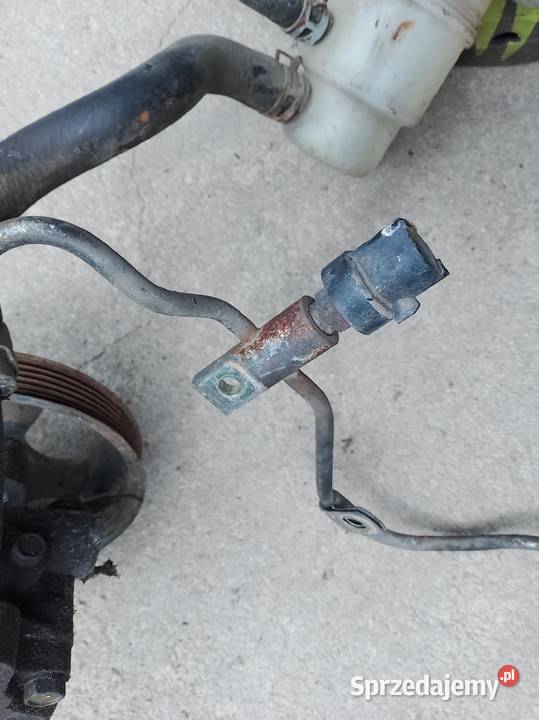 Pompa wspomagania Mitsubishi Galant VIII 25v6 Wyrzysk