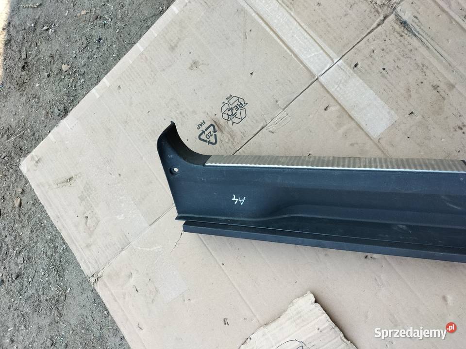 Audi A4 S4 B5 8D 8D9863471 OSŁONA ZAMKA Kamień-Kolonia