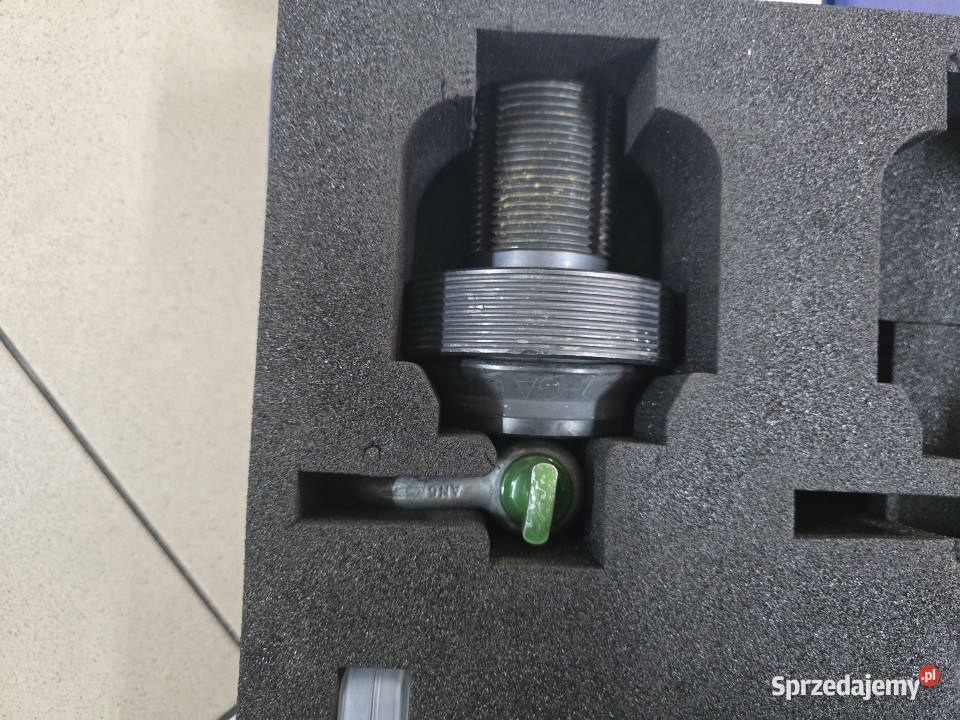 Kotwa podnosząca do konstrukcji drewnianych Mława