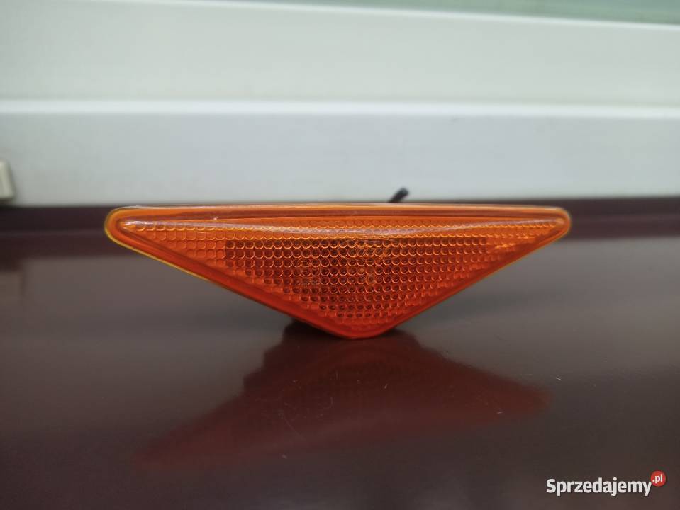 Ford Mondeo MK3 Focus MK1 kierunkowskaz kierunek osobowe Motoryzacja Sieradz