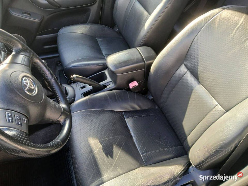 Toyota RAV4 20 D4D LIFT 4X4 skóry alufelgi przyciemniane szyby Gryfino