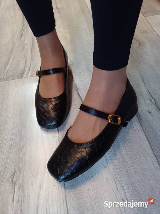 40 Czarne baleriny wieczorowe z zapięciem Kraków