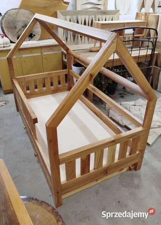 Łóżko domek dziecka 180x90 sprzedam