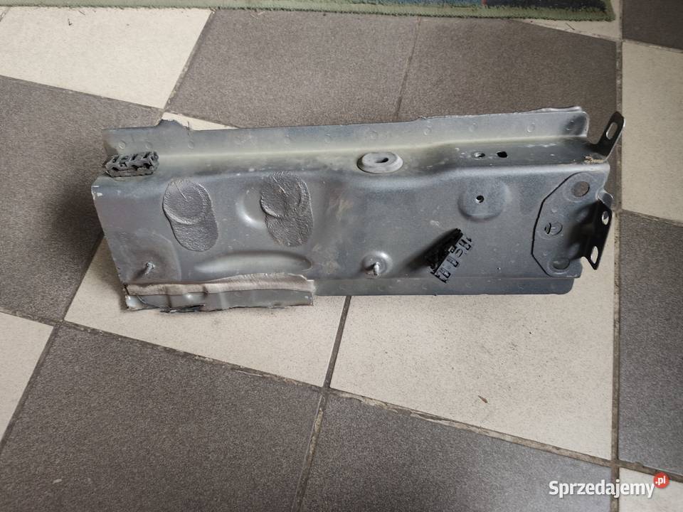 Prawa podłużnica Infiniti q30 małopolskie Bochnia