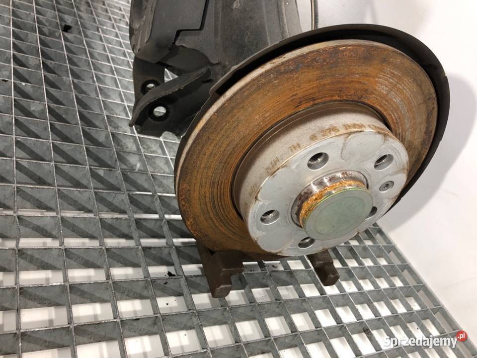 BELKA TYŁ SKODA KAMIQ Crossover TYLNA osobowe sprzedam