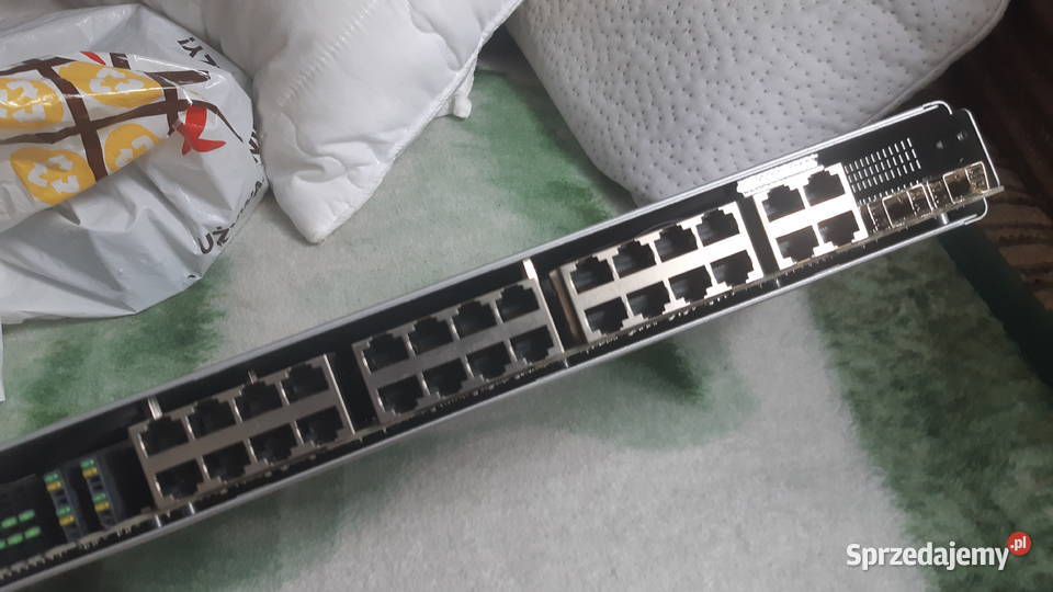 cisco linksys srw224g4 switch 24port tb100 4port switch Internet i komunikacja Mosina
