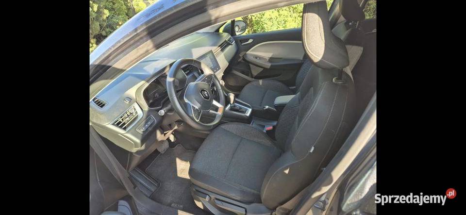 Renault Clio 16 ETECH Zen 140 2021r sprzedam