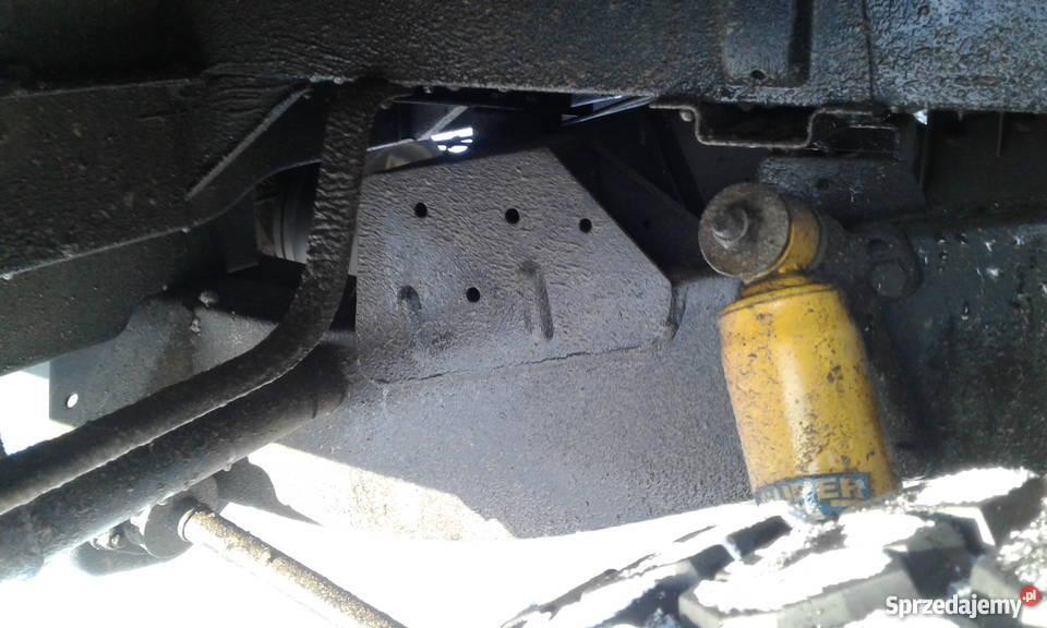 Defender 90 TD300i diesel Mzyki