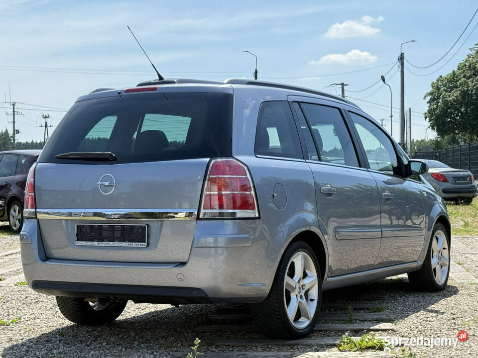 Opel Zafira automatgwarancja w alusuper stanz