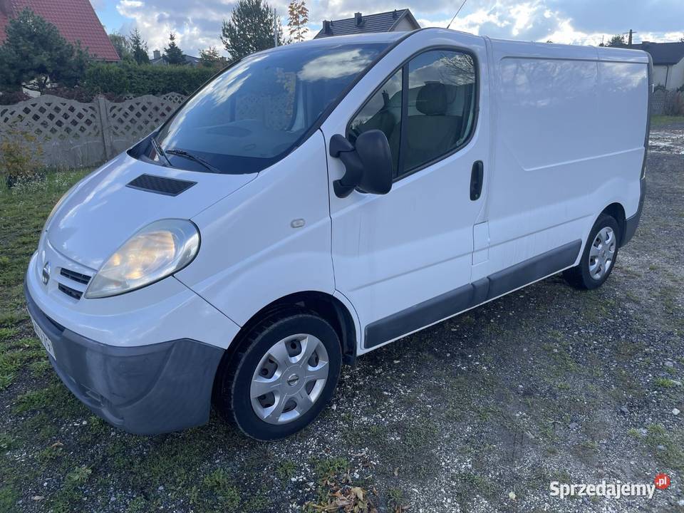 Nissan Primastar 20 dci 2011 elektryczne szyby łódzkie Radomsko sprzedam
