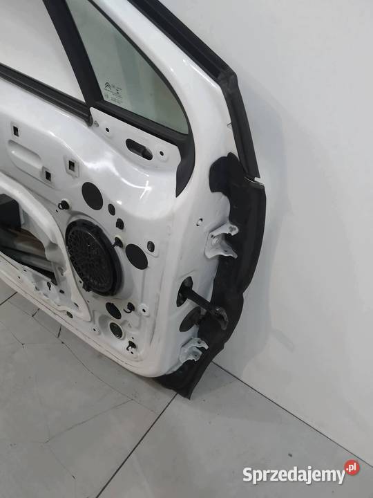 DRZWI LEWE PRZÓD EWPB LEKKO USZKODZONE Citroen sprzedam