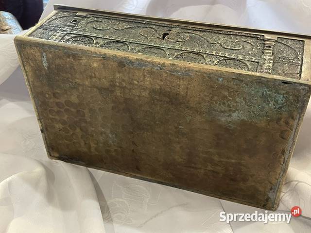 Ozdobna kasetka z brązu ze smokiem bogato małopolskie Kraków sprzedam