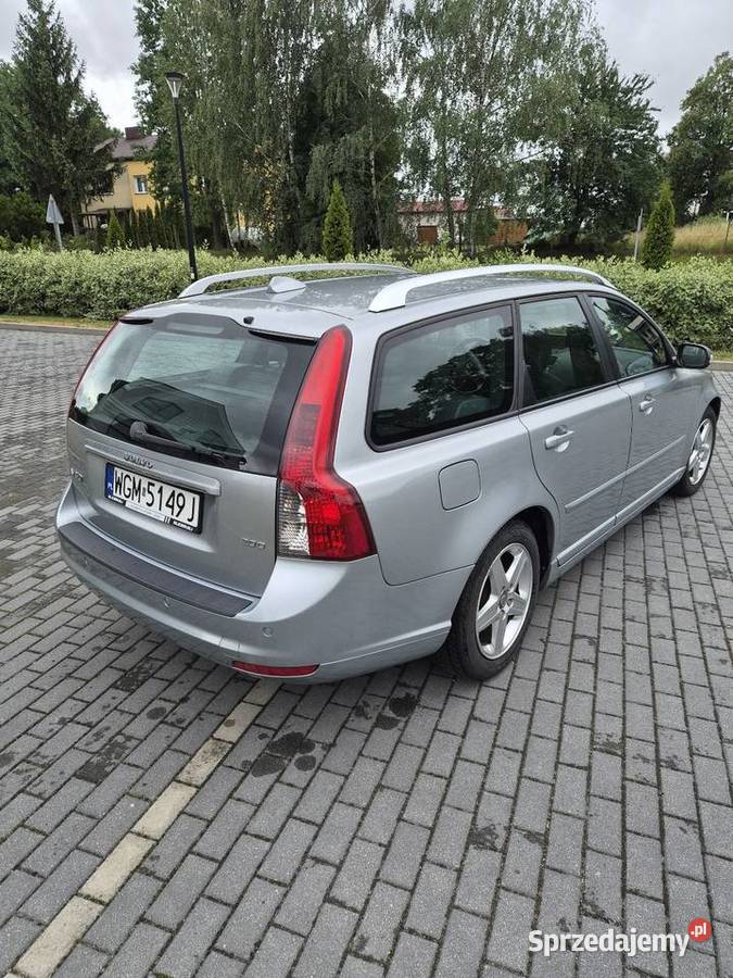 Volvo v50 20 d summum 2008 niski przebieg Serokomla