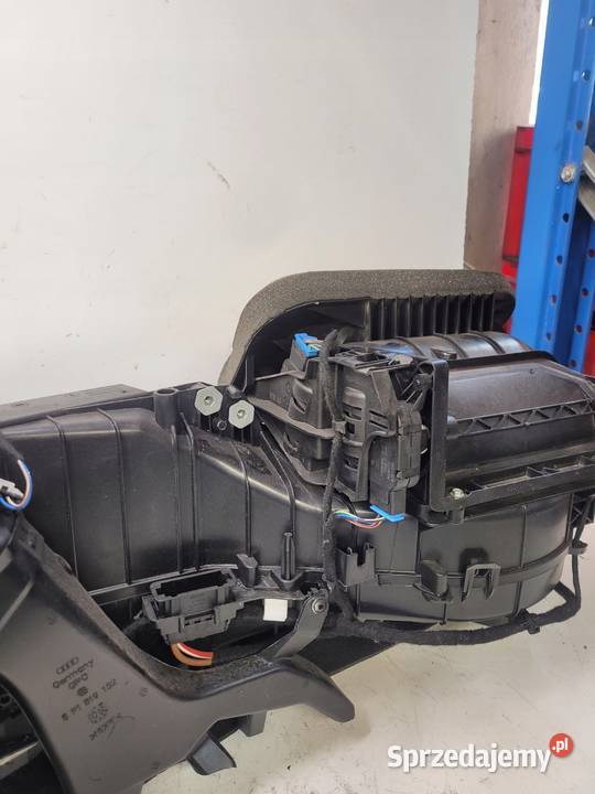 NAGRZEWNICA KOMPLETNA AUDI A3 8P LIFT 8P1820003D śląskie Przystajń