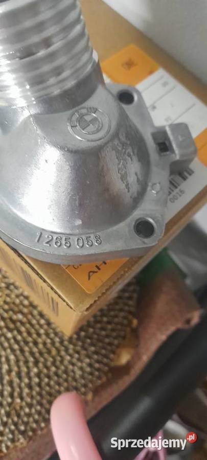 Obudowa termostatu bmw e30i 1989r osobowe Nowy Sącz