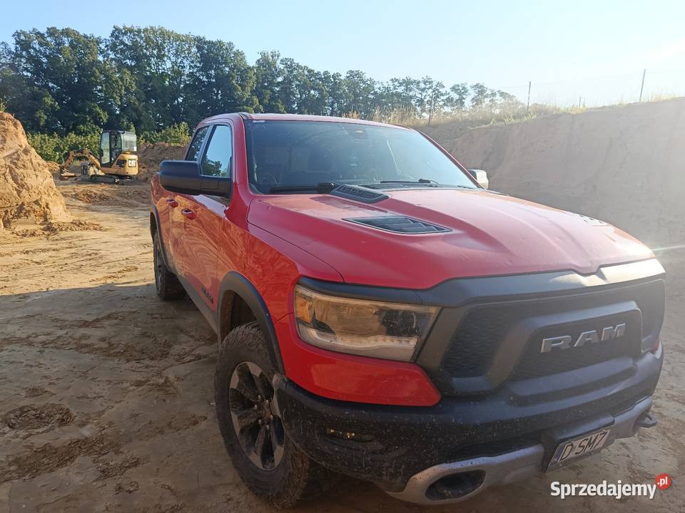 Ram 1500 Rebel 57 hemi Wrocław sprzedam