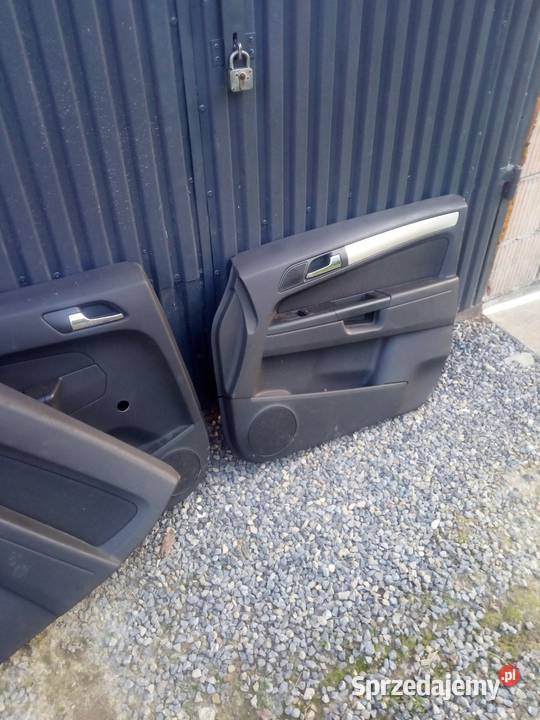Sprzedam komplet boczków opel Zafira B Akcesoria samochodowe podkarpackie