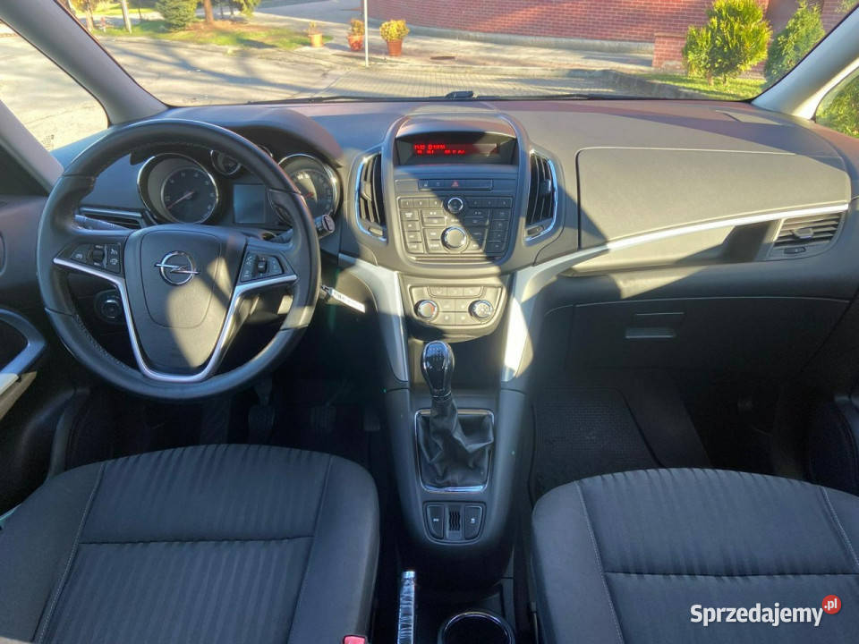Opel Zafira Bezwypadkowy Hak ładny zadbany EURO Kraków