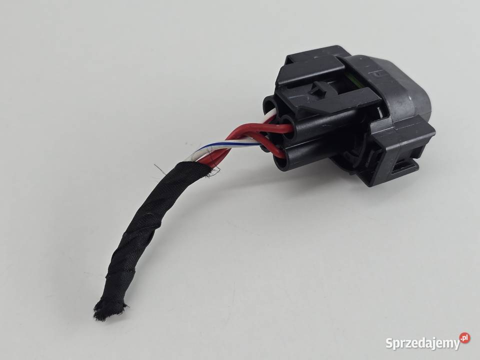 WTYCZKA KOSTKA BEZPIECZNIK TRIUMPH SCRAMBLER 400 sprzedam