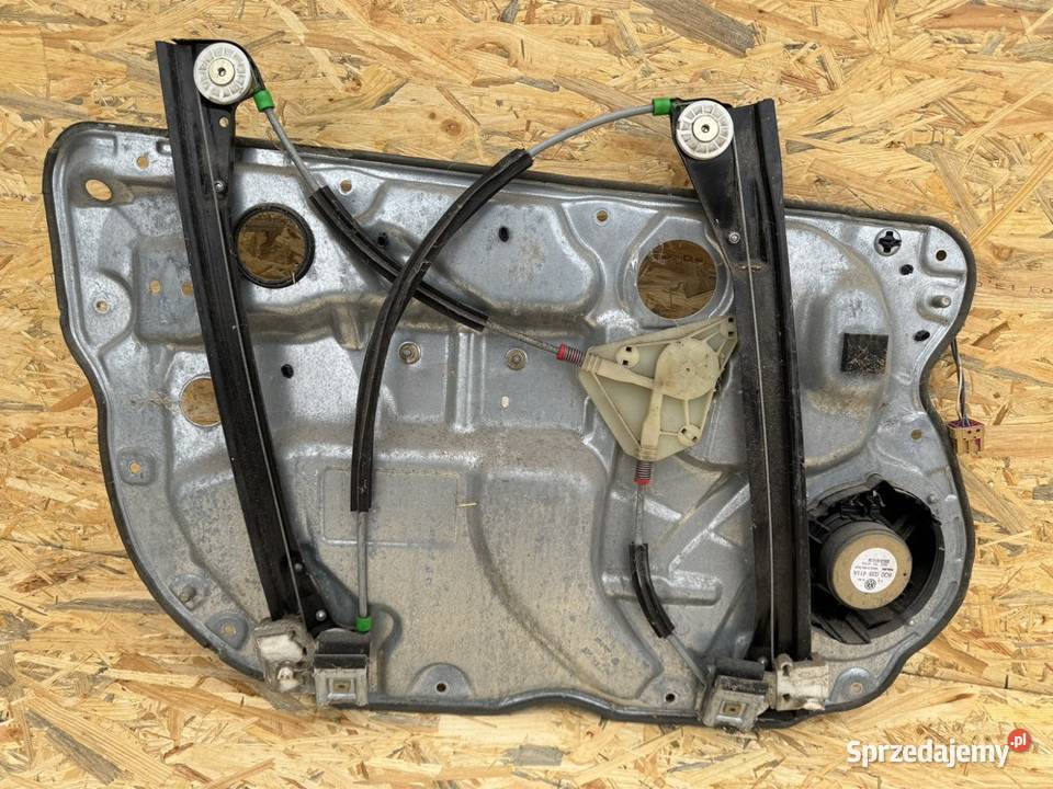 Podnośnik szyby przód prawa rh vw Polo IV 4 9N Rok produkcji 2003 wielkopolskie Międzychód