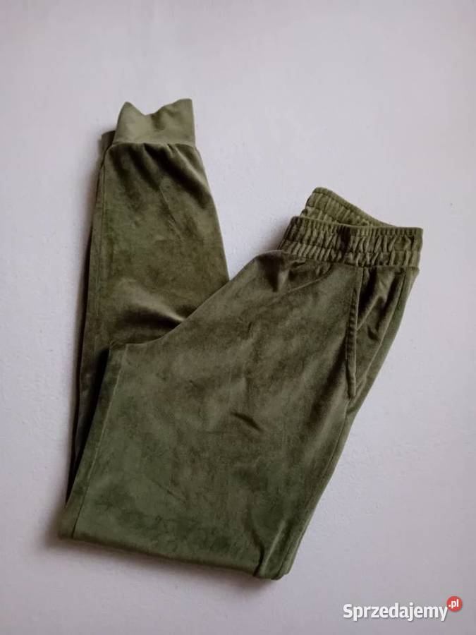 Dresy welurowe Warszawa