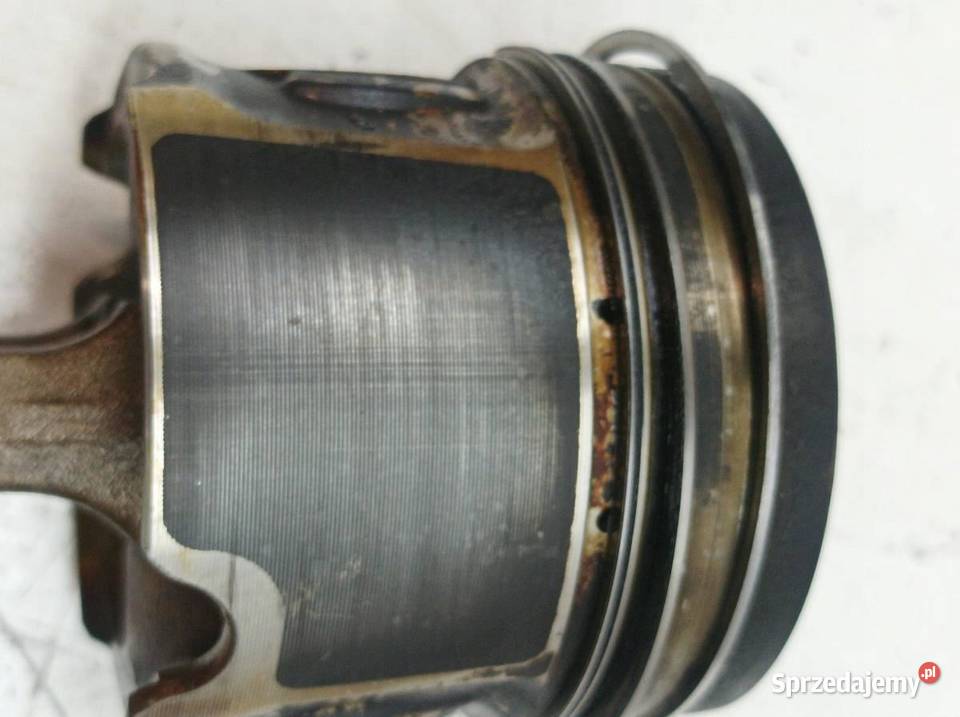 TŁOK KORBOWÓD 83945 B47 20 D B47D20C Bmw Seria 5