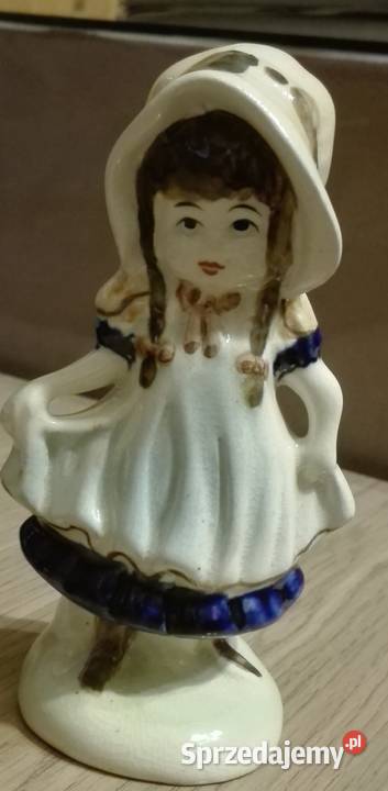 Porcelanowa ceramiczna dziewczynka pastereczka