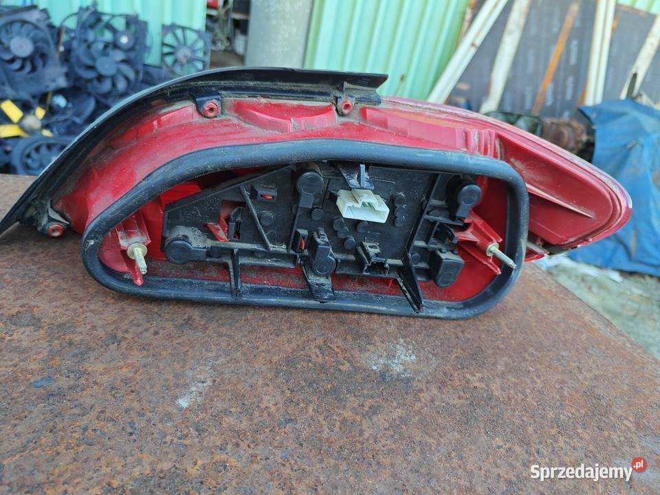 Lampy tylne peugoet 406 Łagów
