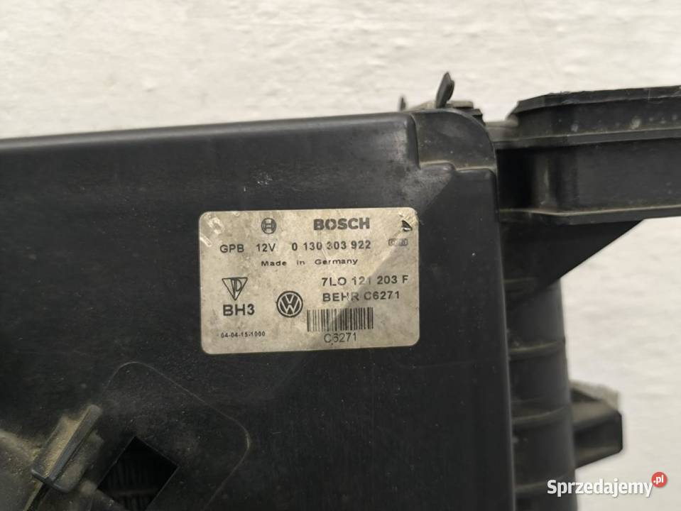 PAS PRZEDNI CHŁODNICE VW TOUAREG 25 7L0121203F osobowe Części samochodowe