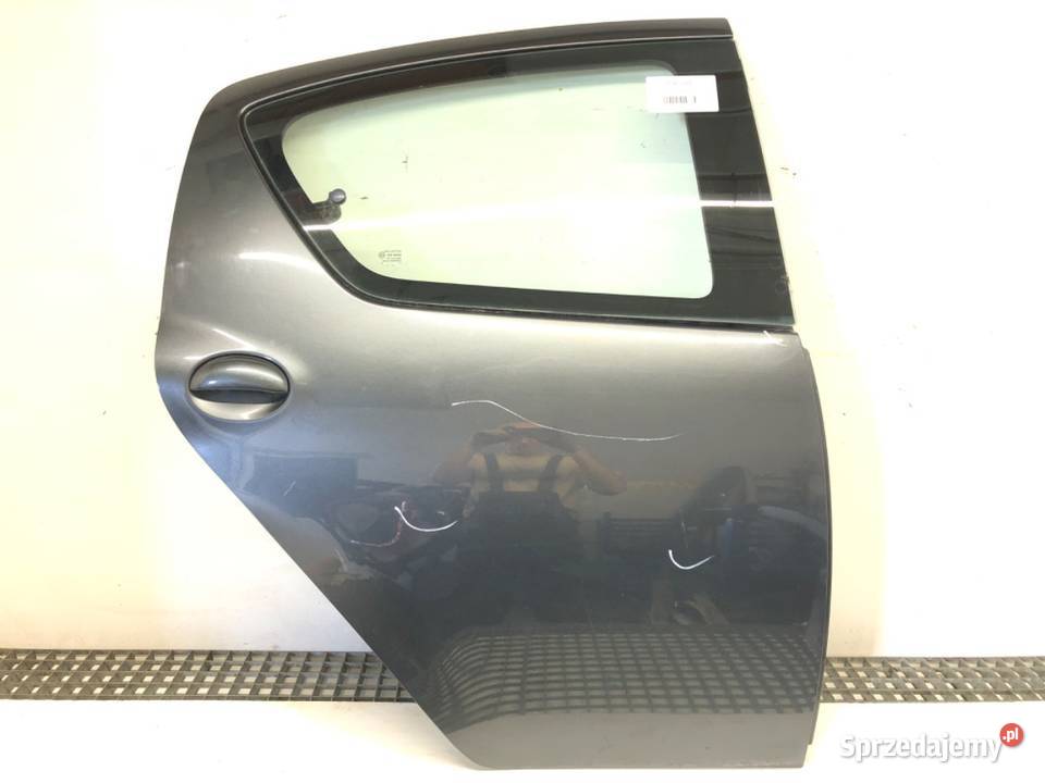 DRZWI PRAWY TYŁ TOYOTA AYGO I Hatchback 0514