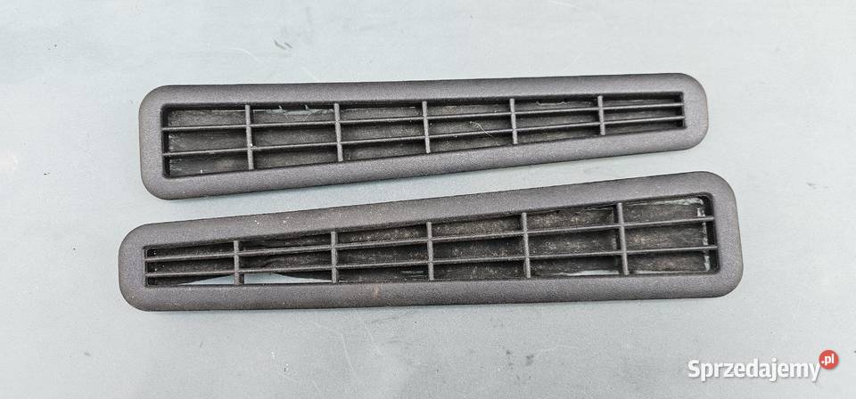 Kratka wentylacji bagażnika mercedes w202 Zbąszyń